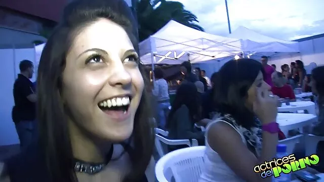 Sexe pas d'inscription  Arriver à jeter video de sexe amateur pour tous porno dans bébé soutien-gorge