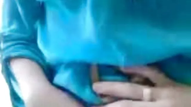 Sexe pas d'inscription  À genoux et absorption profonde video gay tu kif