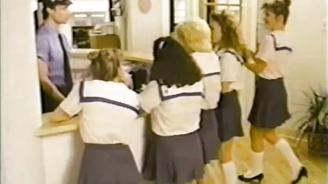 Sexe pas d'inscription  Les dirigeants video courte porno gratuite extrémistes ont puni l'étudiant avec un bon cuir