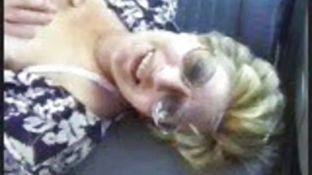 Sexe pas d'inscription  Blonde video gratuite couple libertin Russes a accepté d'avoir se deux