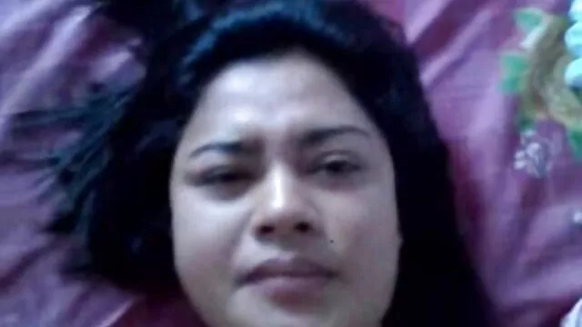 Sexe pas d'inscription  Fille avec beau cul se montre sur onebcam xxx video femme noir