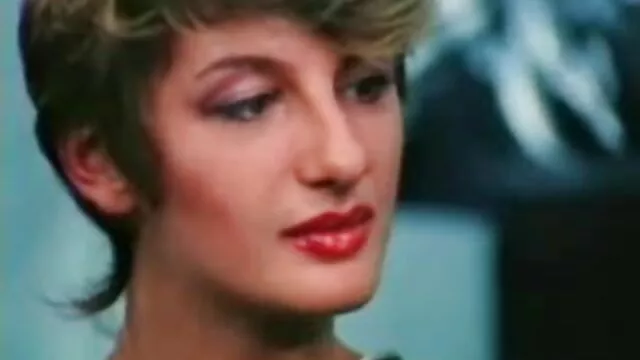 Sexe pas d'inscription  Un look de piscine inattendu vidéos gratuites de femmes fontaines canard et blonde épaisse