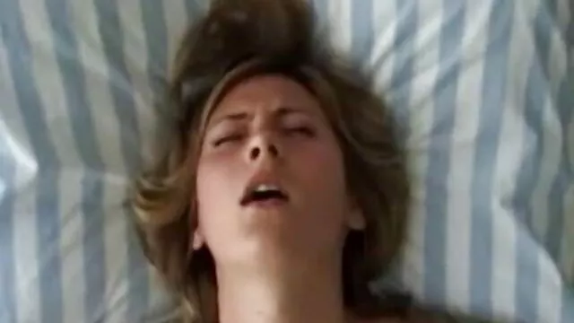 Sexe pas d'inscription  Il a acheté le jeune homme et a commencé à sucer vidio prono gratuit la bite dans la voiture