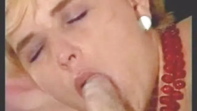 Sexe pas d'inscription  Russe cri lesbienne vidéo xxx de première anal montre de