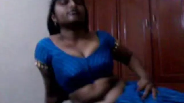 Sexe pas d'inscription  Spies perverted sur une video amateur de sexe gratuite dame à travers Caméra cachée