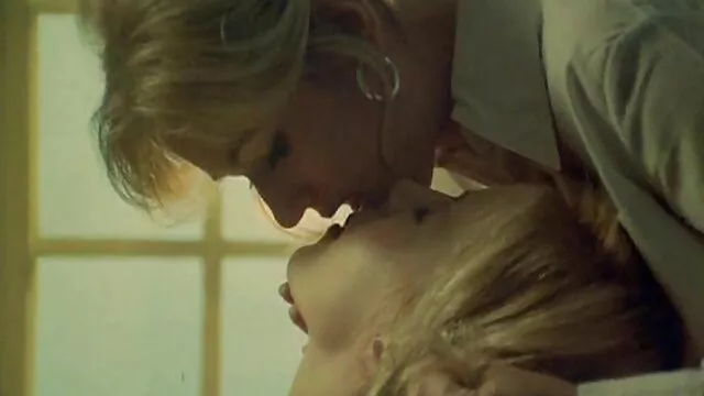 Sexe pas d'inscription  Trois jeunes étudiants russes film x gratuit video